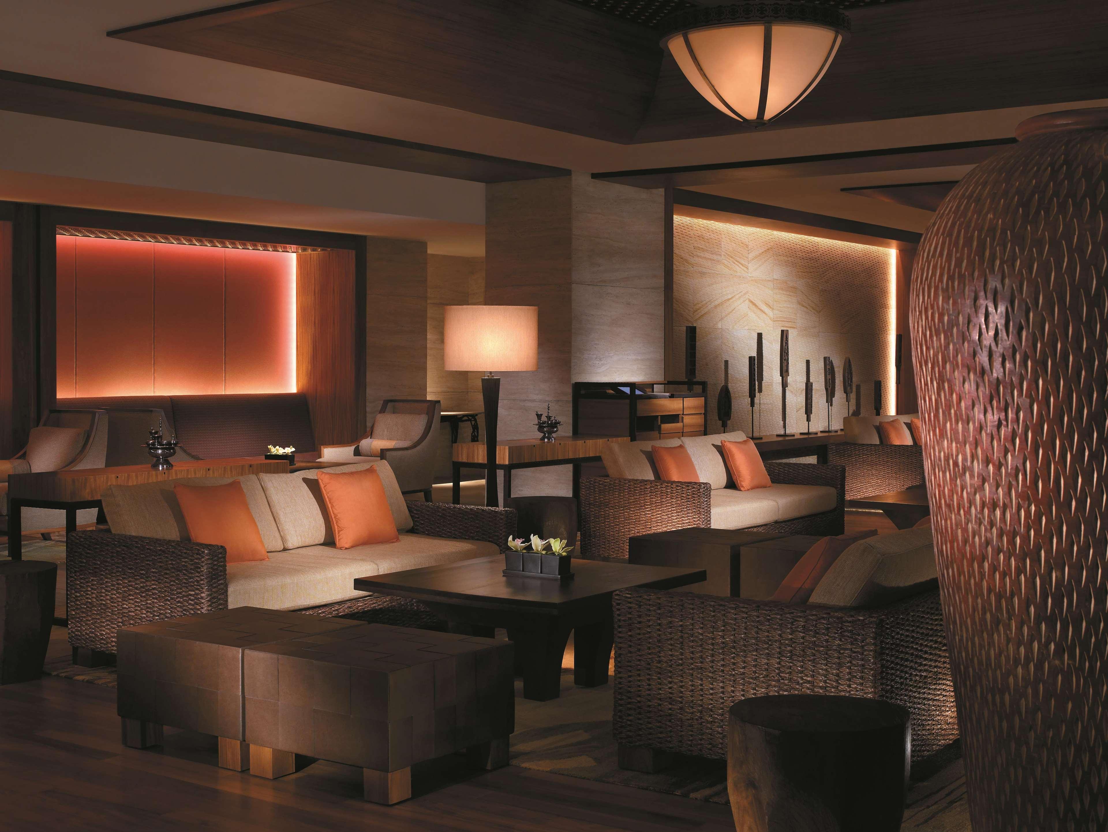Shangri-La Rasa Sayang, Penang Batu Feringgi Exteriér fotografie The Lounge at the Westin Palace, Madrid